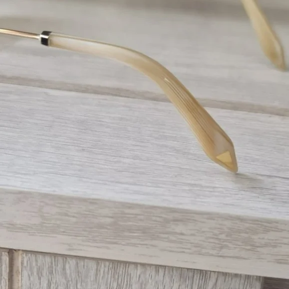 SOLD!! Victoria Beckham Aviator Sunglasses 18ct Gold 62mm S119 × 118ct - Picture 11 of 12